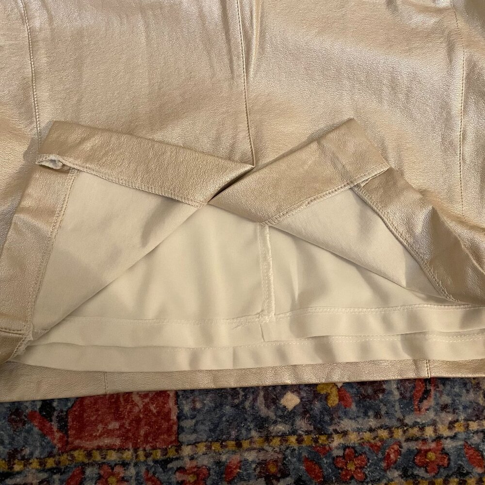 NEVER WORN! Lyssé Vegan Leather Metallic “Perfect” Pencil Skirt – Size L - Picture 5 of 6
